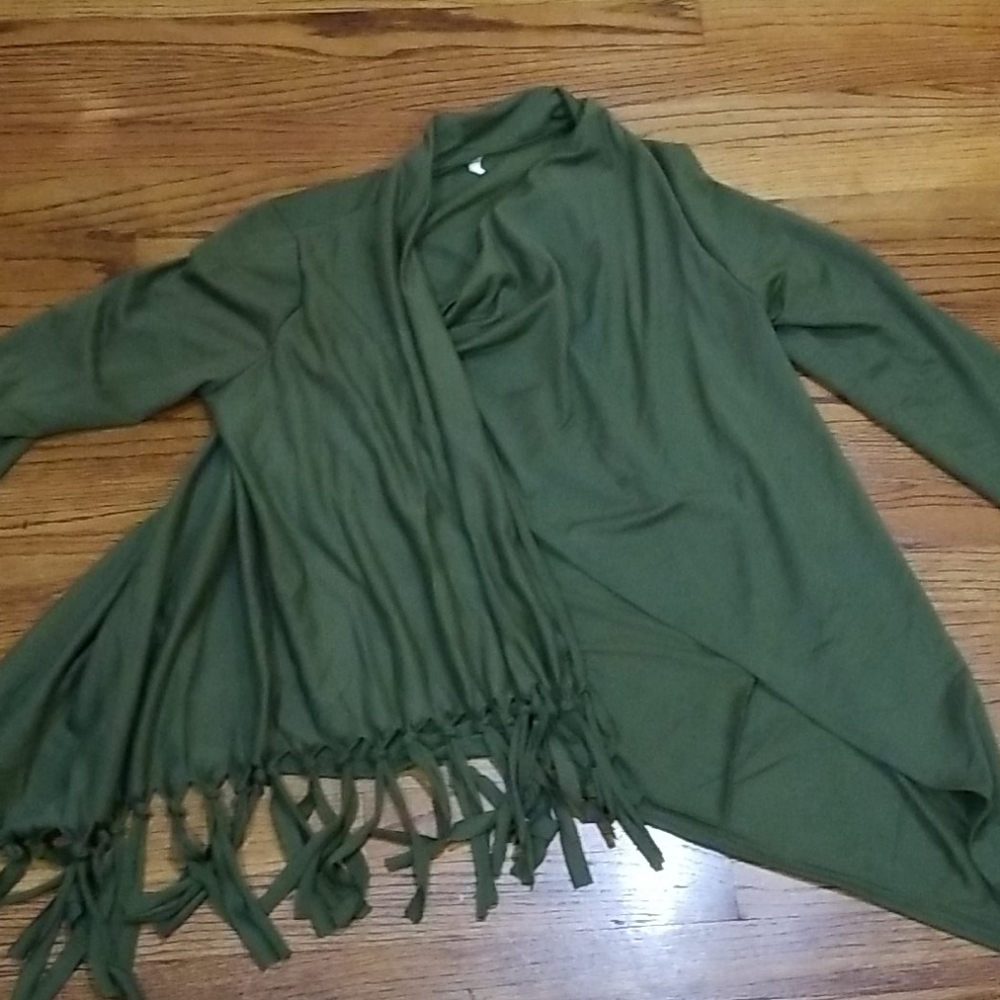 Sweater - Picture 1 of 8